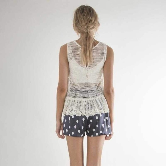 NWT Crochet Top - Picture 3 of 4